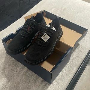 Cole Haan, Generation Zerogrand Stitchlite